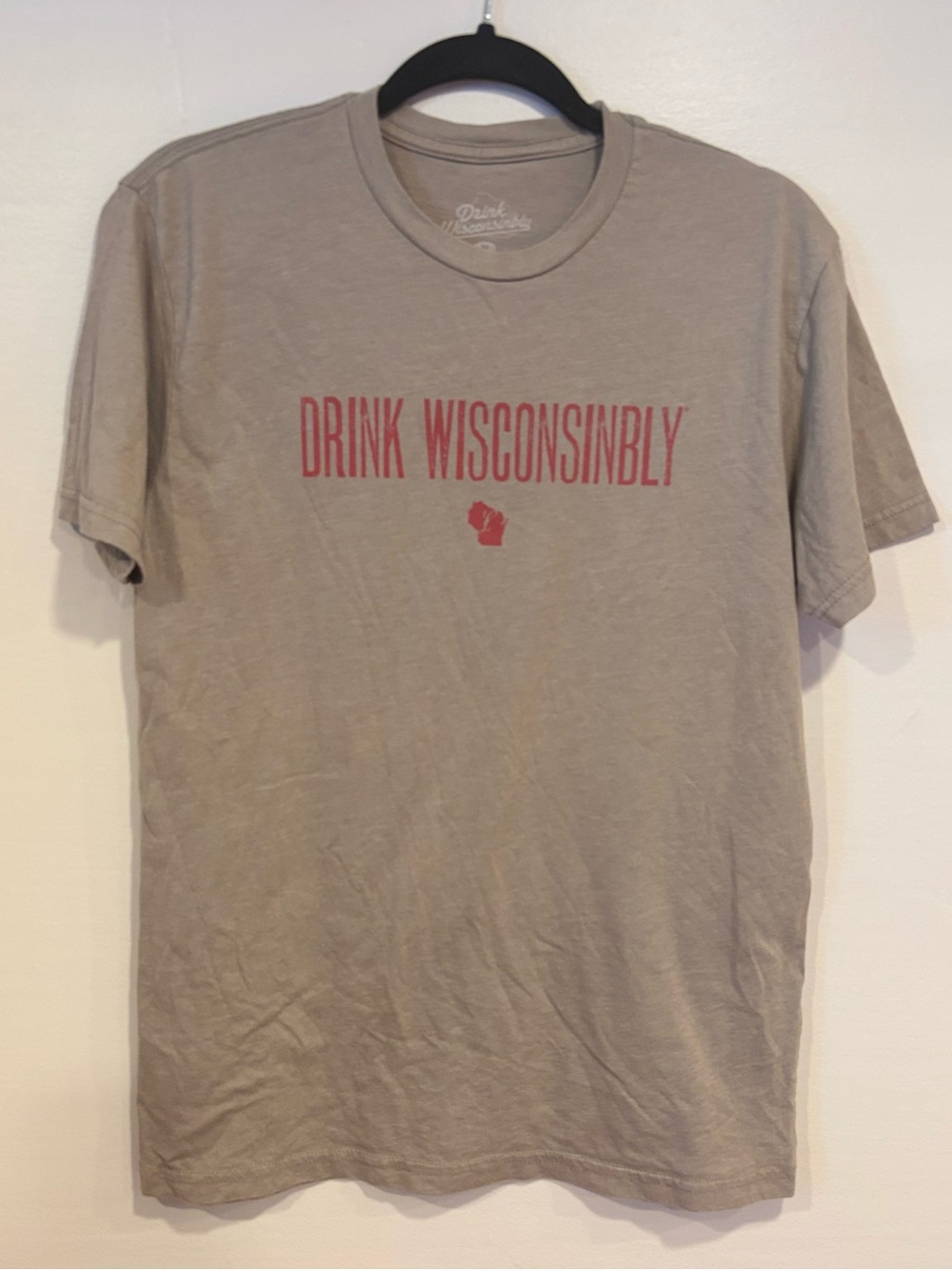 Drink Wisconsinbly x Leinenkugel Brewery Beer Graphic Gray Tee Shirt Medium